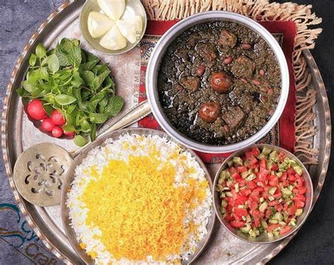  Gormeh Sabzi; Bir Yeşil Şölenin İhtişamlı ve Ekşi Tatları ile Buluşması!